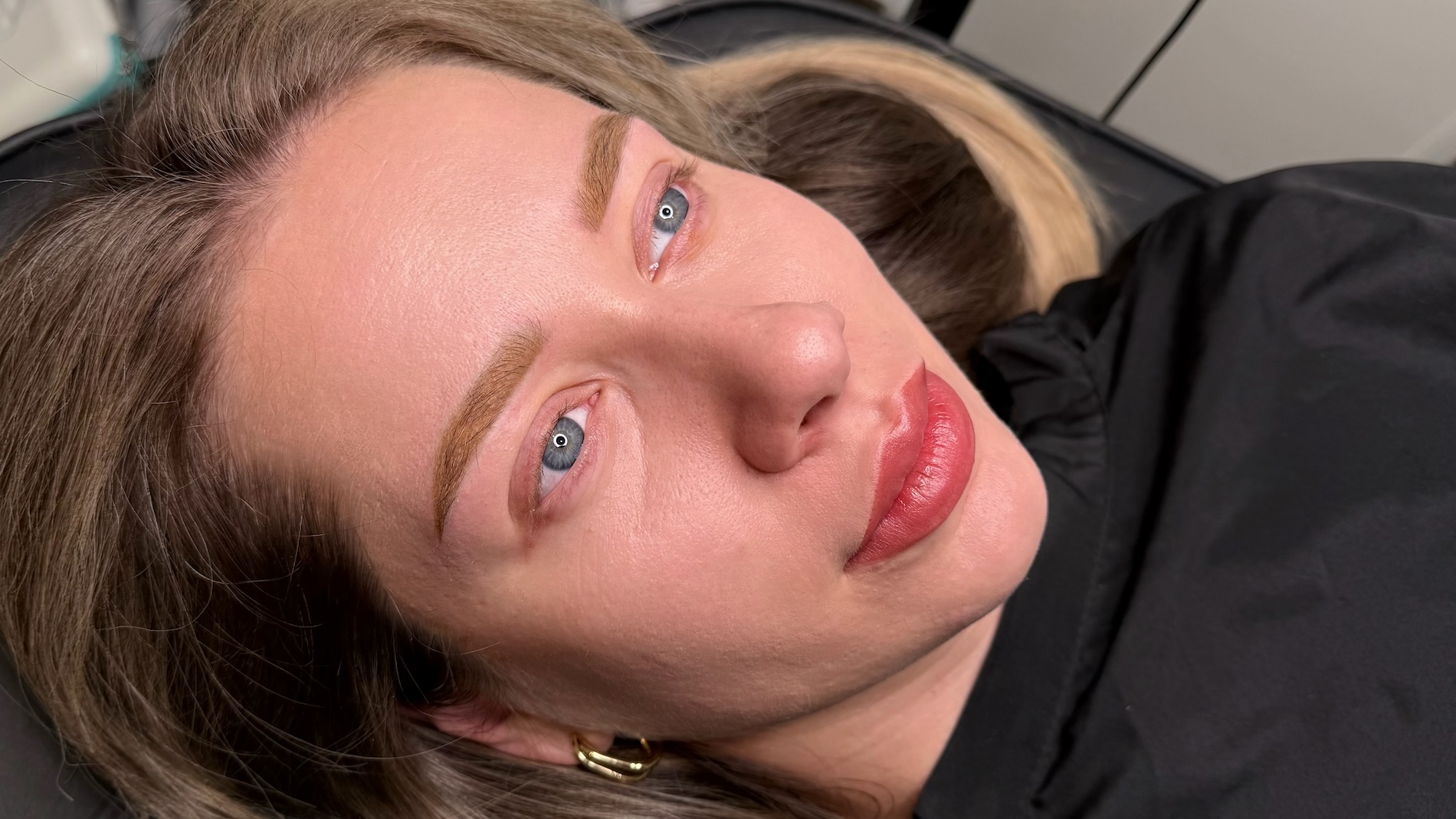 eyebrows lips pmu